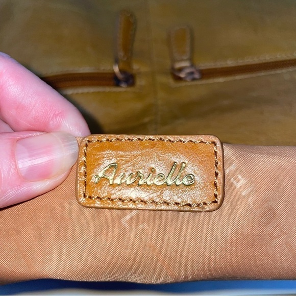 Auricle Orange Leather Shoulder Bag | Tapered Design - Picture 9 of 15